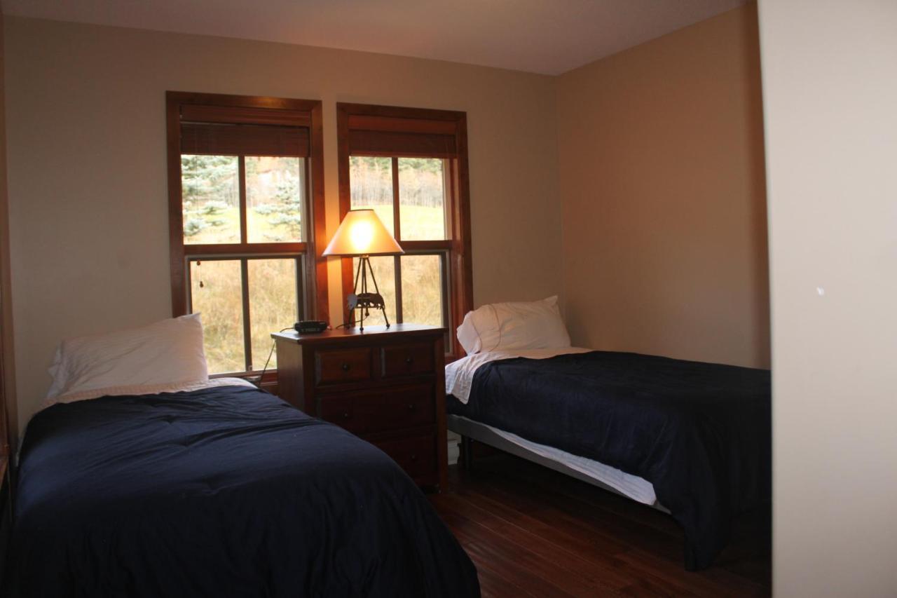 Woodhaven # 8 In Sun Peaks Villa Bagian luar foto
